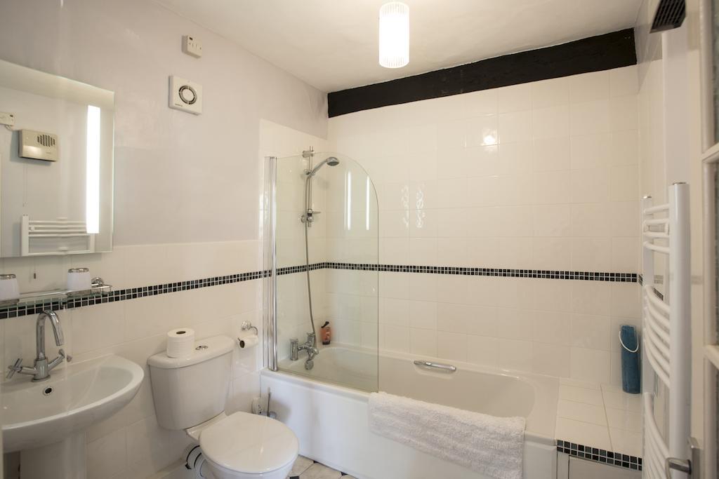 New House Farm Bed And Breakfast Aston Ingham Room photo